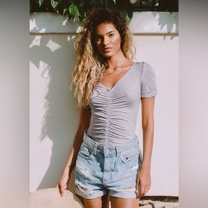 CUPSHE - short sleeves bodysuit (L)